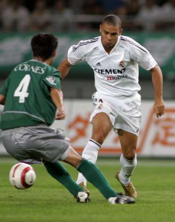 ronaldo02tokyo_verdy_rmadrid_.jpg