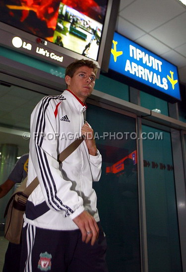 prop060821_01_lfc_arrive_kiev_Comp.jpg