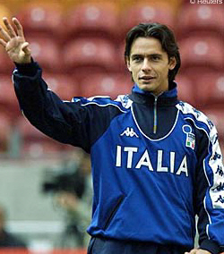 inzaghi_20show_20hand.jpg