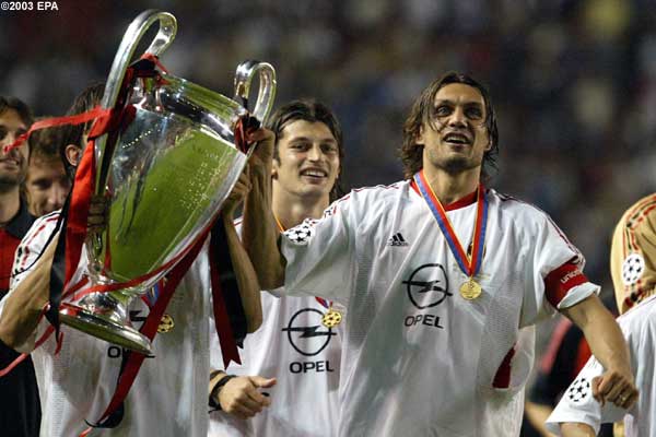 P.Maldini_Carries_the_Champions_Cup.jpg