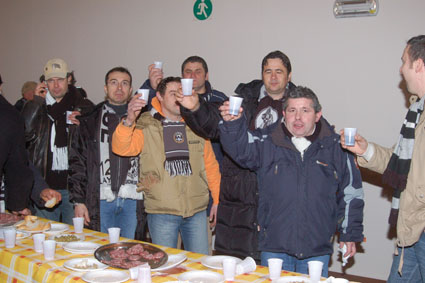 Udinese_Siena_2005_06_20tifo_205.jpg