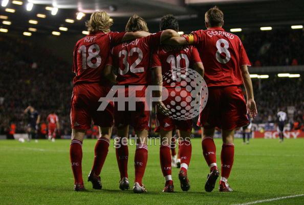 zenden_kuyt_gerrard_garcia.jpg