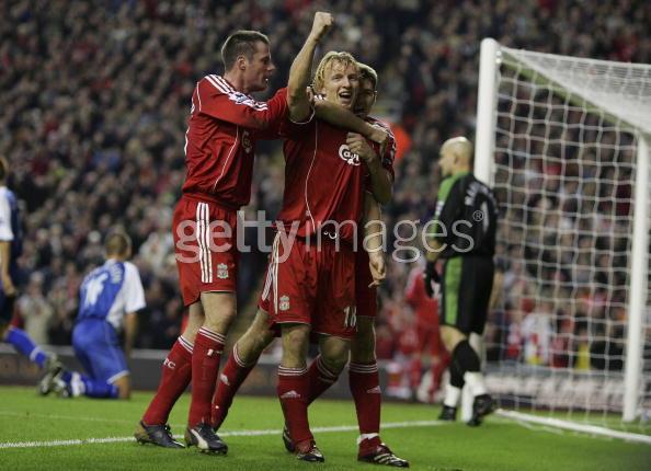 Kuyt_After_Goal_3.jpg