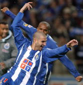 fcp_porto_sporting_taca_12_lisandro_lopez.jpg