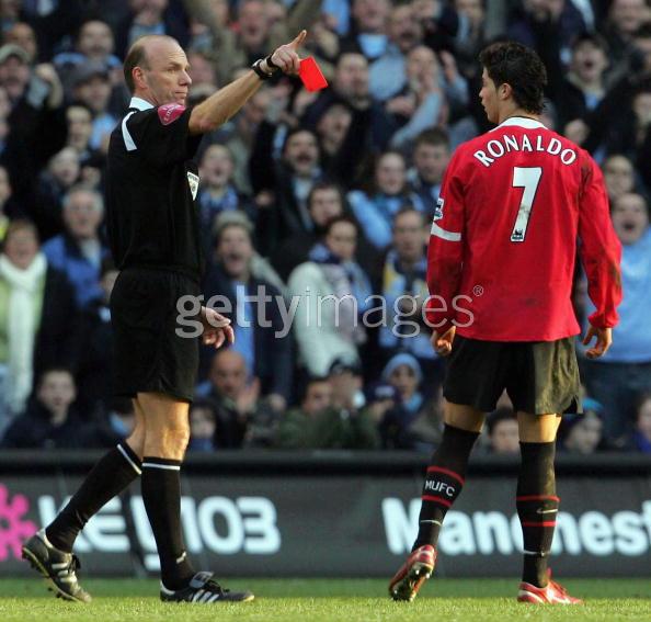 ronaldo_red_card.jpg