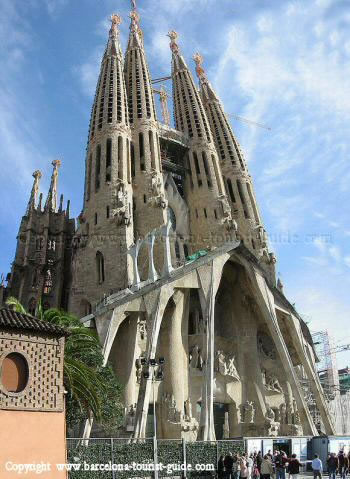sagrada_familia_04_1_jpg.jpg
