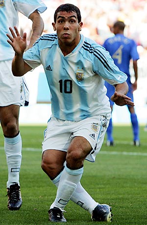 20060622103244_tevez2_ap.jpg