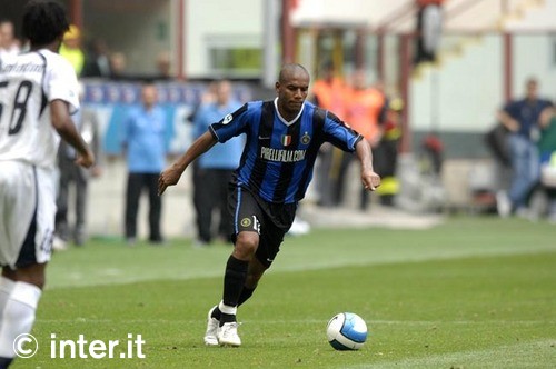 maicon.jpg
