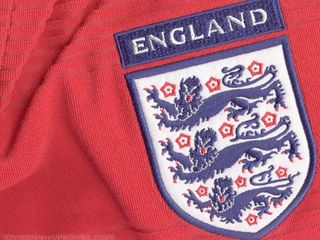 EnglandWallpaper21__320x200_.jpg