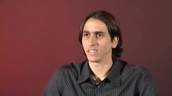 Benayoun_Interview_by_kinGerrard.wmv_000030680.jpg