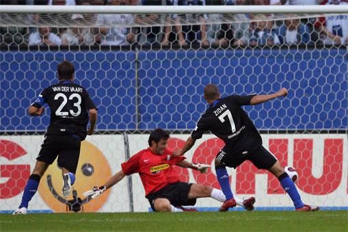 HAMBURG_JUVE_VAN_DER_vaart_buffon_zidan.jpg