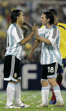 Carlos_tevez___messi.jpg