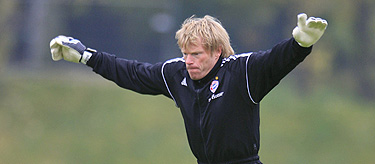 kahn4_joc_221007.jpg