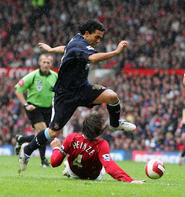P_Carlos_Tevez_2_01.jpg