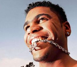 mfb_7928888_breno_millionen_talent_quer_templateId_renderScaled_property_Bild_width_263.jpg