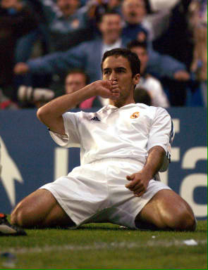 raulaftergoalvsbarca0102.jpg