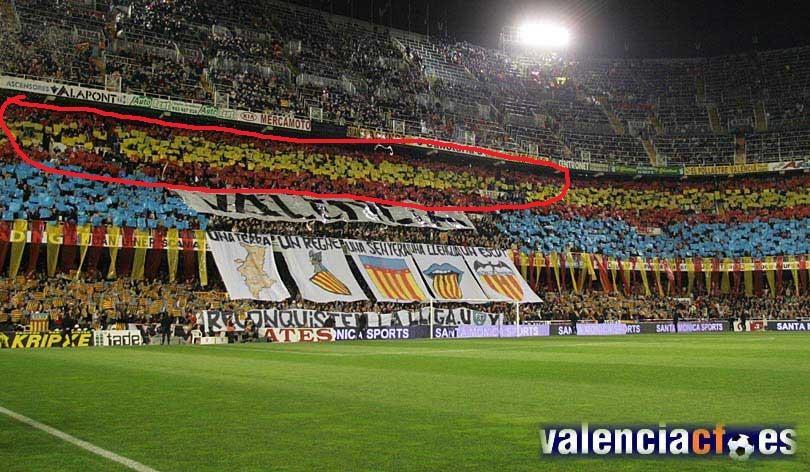 060212_VCF_BAR_FOT_TIFO2.jpg