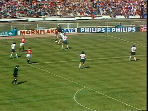 Liverpool_V_Man_Utd_1977_FA_Cup_Final.jpg