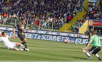 0JYWQWBA__346x212.jpg