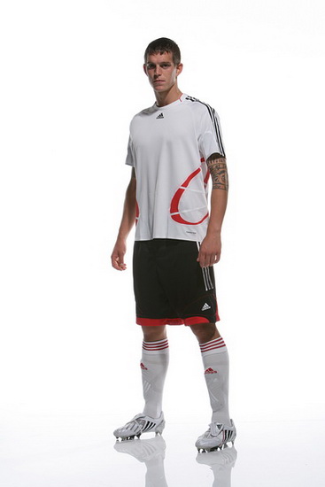 76492_Agger_02_122_28lo_resize.jpg