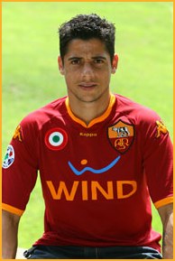 cicinho.jpg