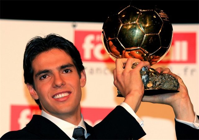 KAKA_GOLD_BALL_2.12.2007c.jpg