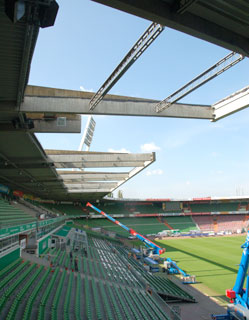 stadionumbaudachweghoch249.jpg
