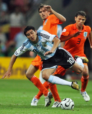 RIQULME__Vs_Netherland__2006_.jpg