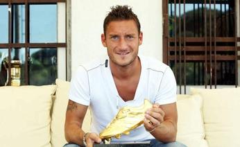 Totti_Golden_Boot.jpg