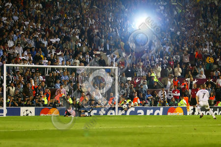 Andriy_Shevchenko_scores_on_the_decisive_penalty_kick_0000003277.jpg