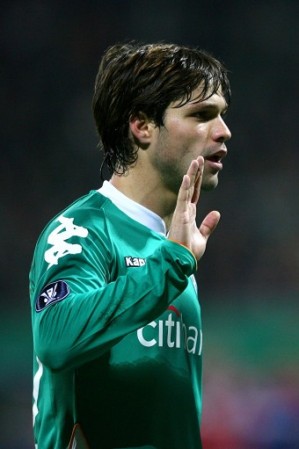 2124192172_soccer_uefa_cup_round_16_second_leg_werder_bremen_v.jpg