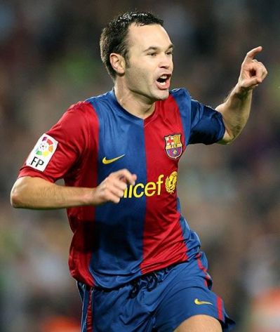 n_f_c_barcelona_andres_iniesta_1110.jpg