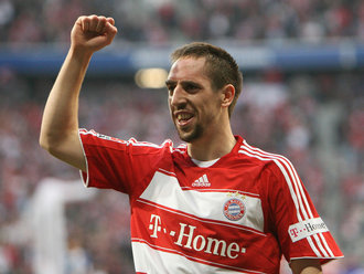 Bayern_Munich_v_Bielefeld_celeb_Franck_Ribery_853526.jpg
