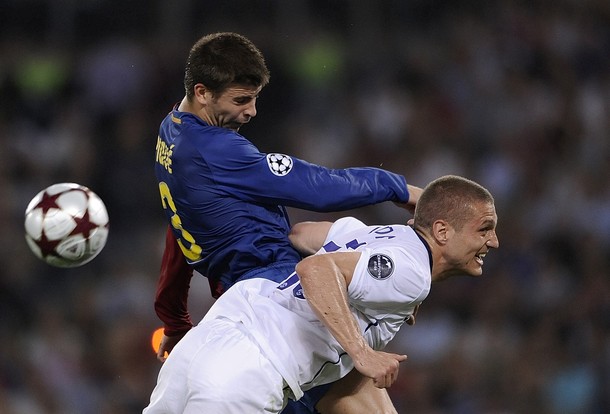 Pique_and_Vidic___FC_Barcelona_vs_Manchester_United_Champions_League_Pics.jpg