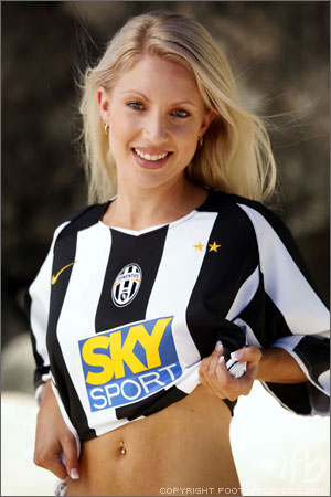 juventus_model_90273.jpg