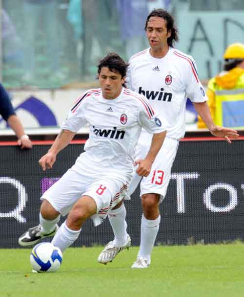 2477_ea3adf10ba.jpg