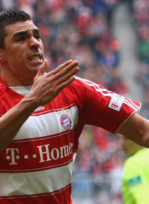 Bayern_Munich_v_Bochum_Lucio_celeb_771439.jpg