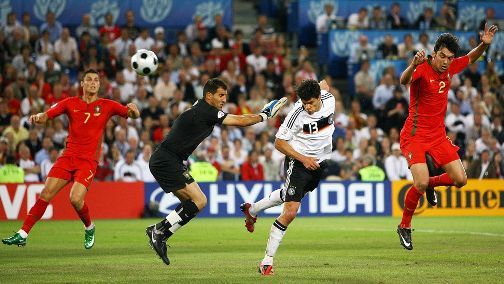 ballack_portugal_alemanha_euro_2008.jpg