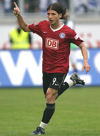 pantelic_hertha_345x468.jpg