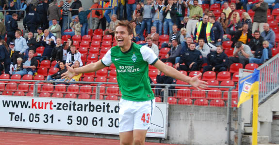 u23testroetbraunschweig300.jpg