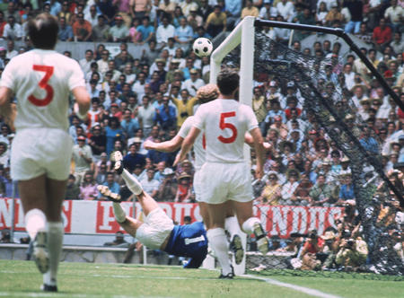 1970__Eng_Bra__Banks_saves.jpg