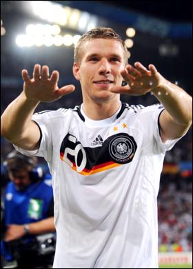 podolski_compra1.jpg