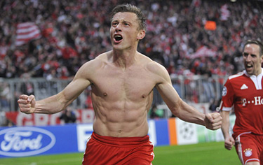 fcb_manu_ima_300310_19.jpg