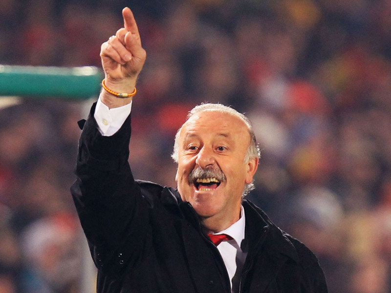 Chile_v_Spain_Vicente_del_Bosque_2470488.jpg