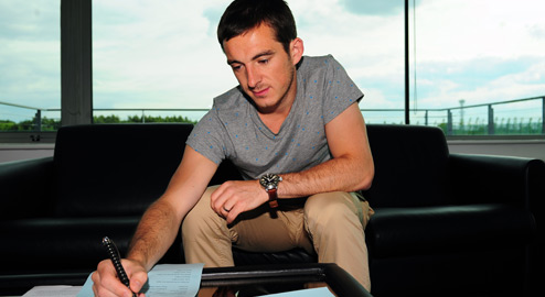 efc__1277922415_baines.jpg