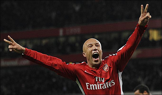 Mikael_Silvestre_68_769713a.jpg