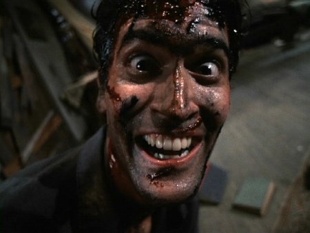 evil_dead_2_crazy_ash_27.jpg