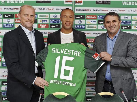 1548197168_mikael_silvestre.9.jpg