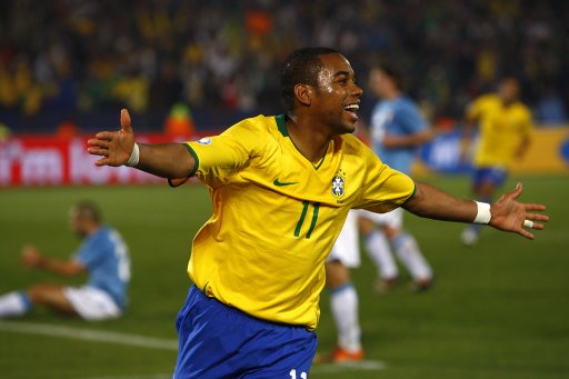robinho_vs_italy.jpg
