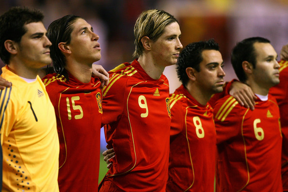 fernando_torres_iniesta_xavi_casillas.jpg
